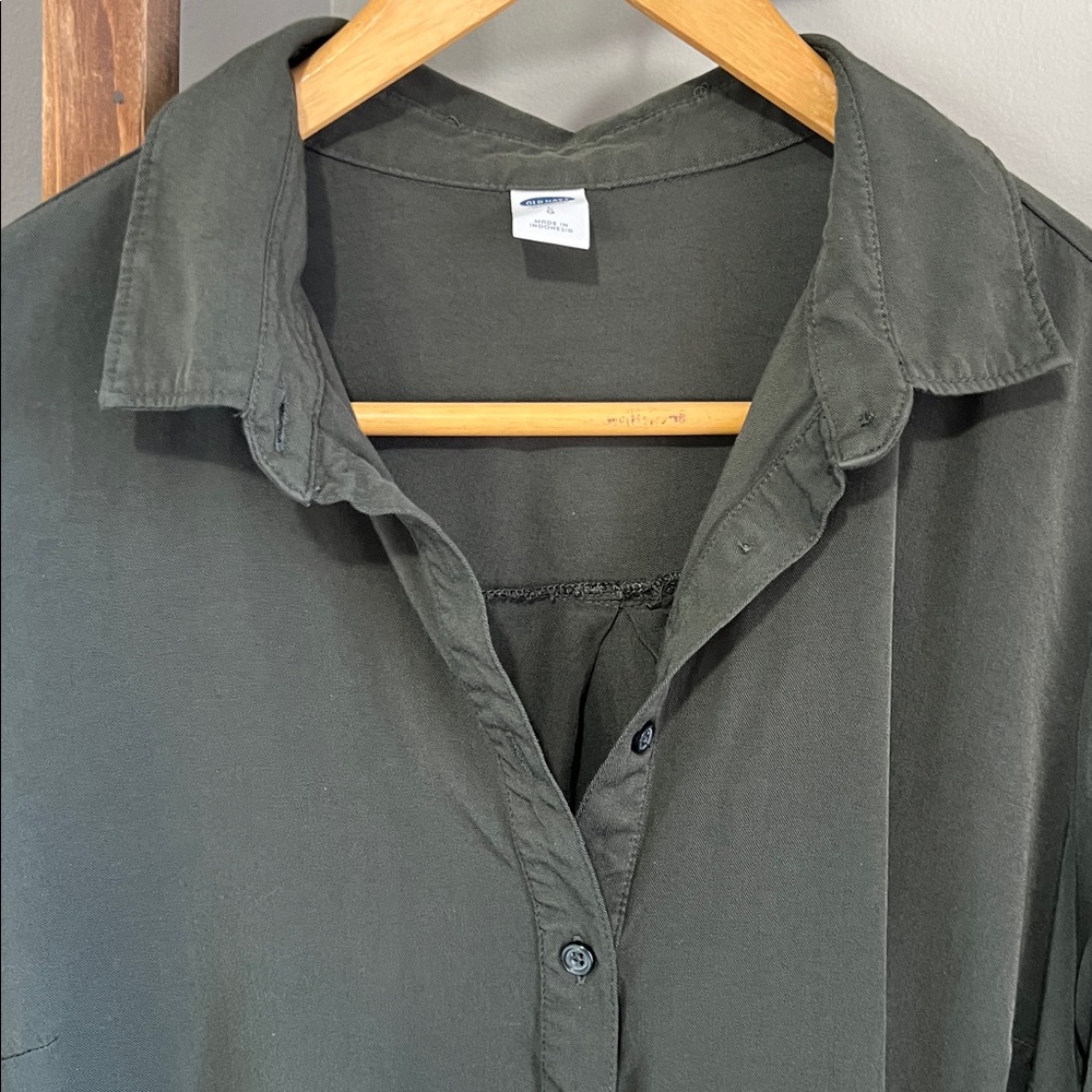 Old Navy Long Length Button Down Top - image 5